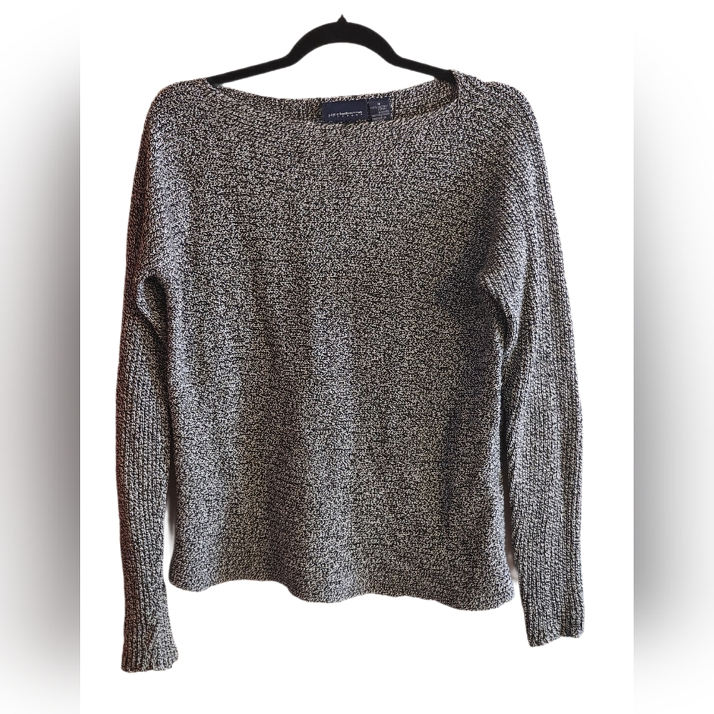 Liz Claiborne Black and White Crew Neck Sweater